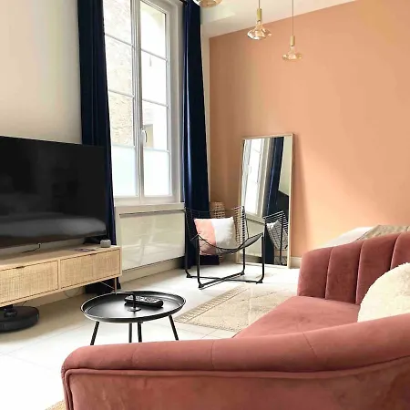 De Luxe Dans Un Ancien Particulier Apartamento Angers
