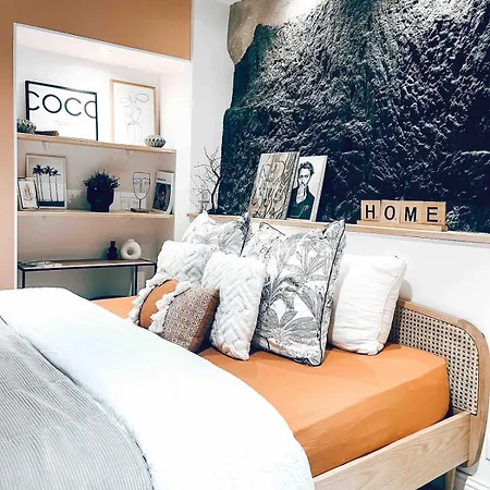 De Luxe Dans Un Ancien Particulier Apartamento Angers